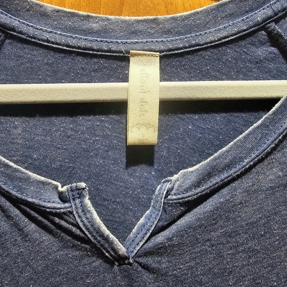 Altard State Long Sleeve Lightweight Top Distressed Look - Picture 2 of 4